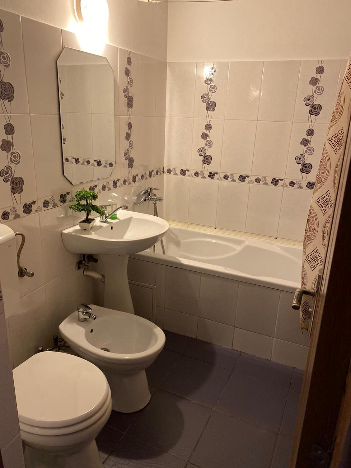 Eva Apartments Mall 90Mp 巴克乌 外观 照片